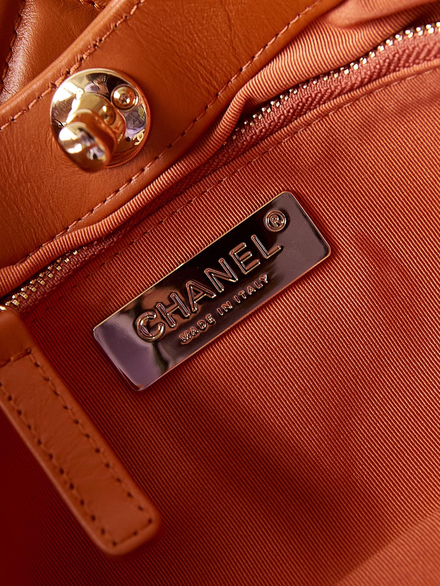 Chanel 31 Bag Caramel Brown Lambskin Large Gold Hardware