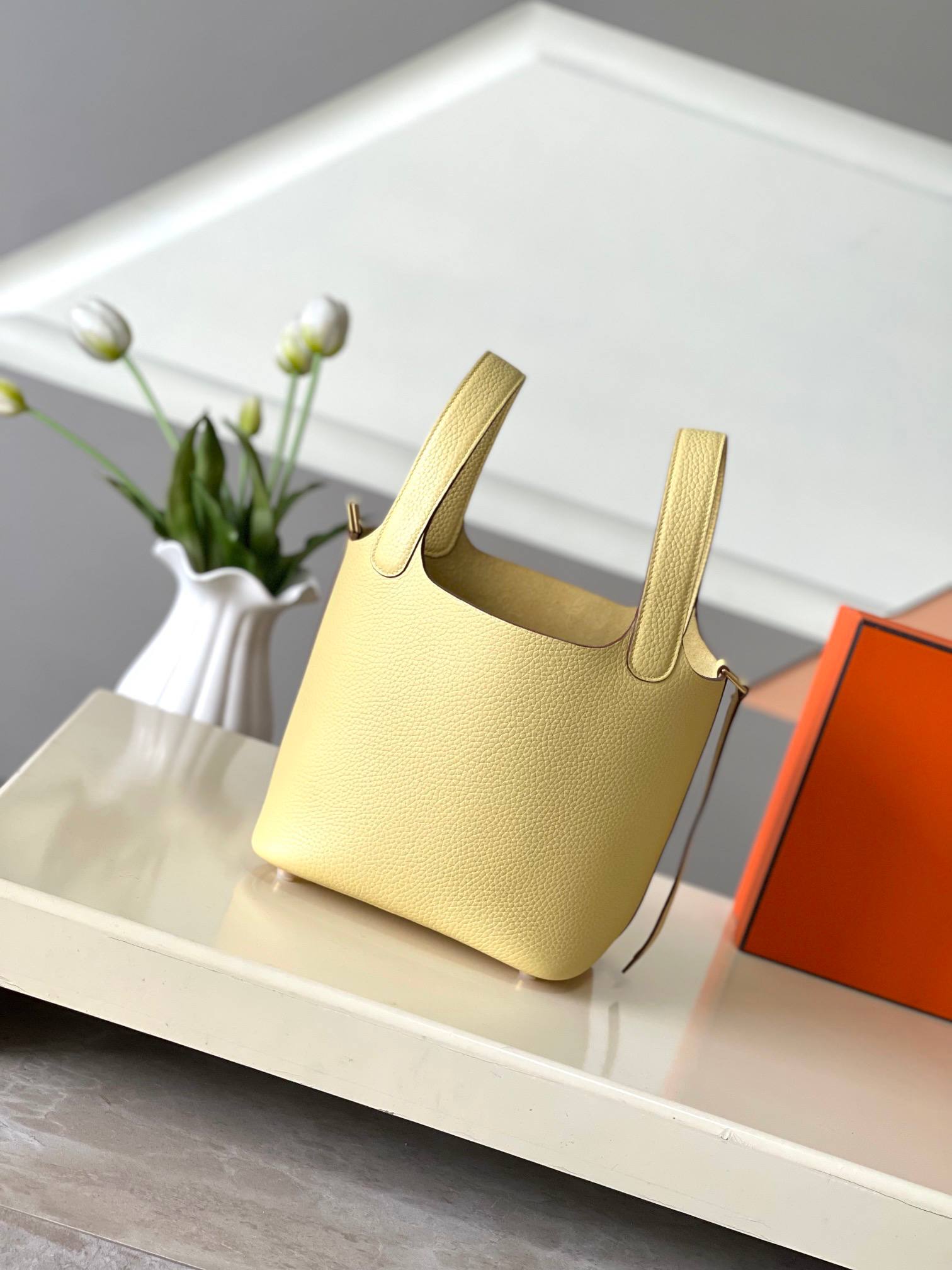 Hermès