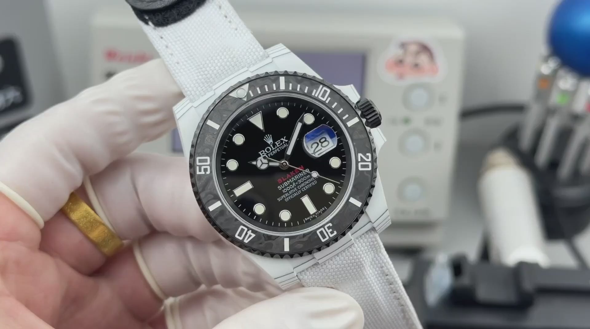 Rolex Submariner Date Carbon Fibre Bezel Black Dial White Canvas Strap Watch (Custom)